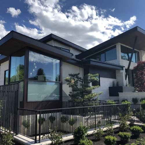 Luxury Builder Floor Facade